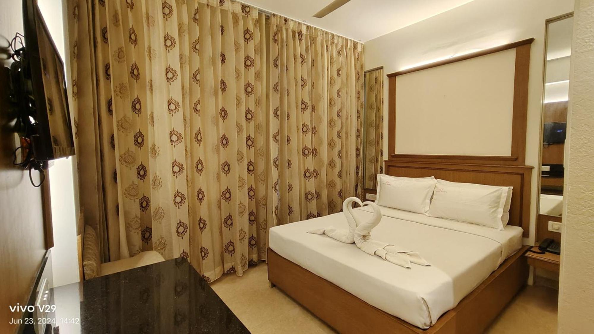 โฮเต็ล รูปา Hotel ไมซอร์ ภายนอก รูปภาพ